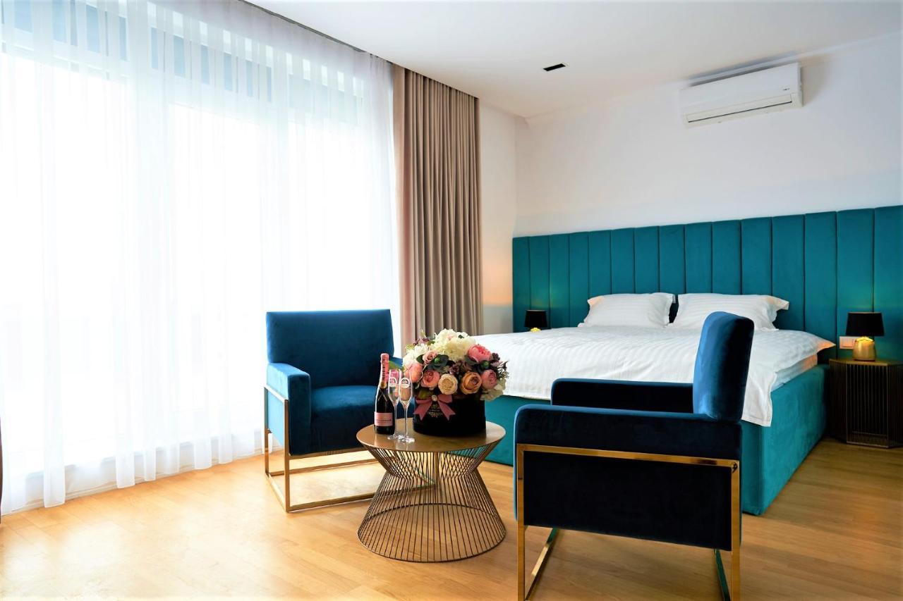 Hotel Glory Oradea Exteriör bild