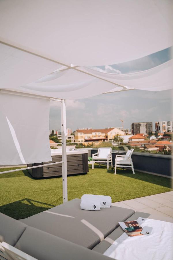 Hotel Glory Oradea Exteriör bild